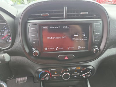2022 Kia Soul LX IVT