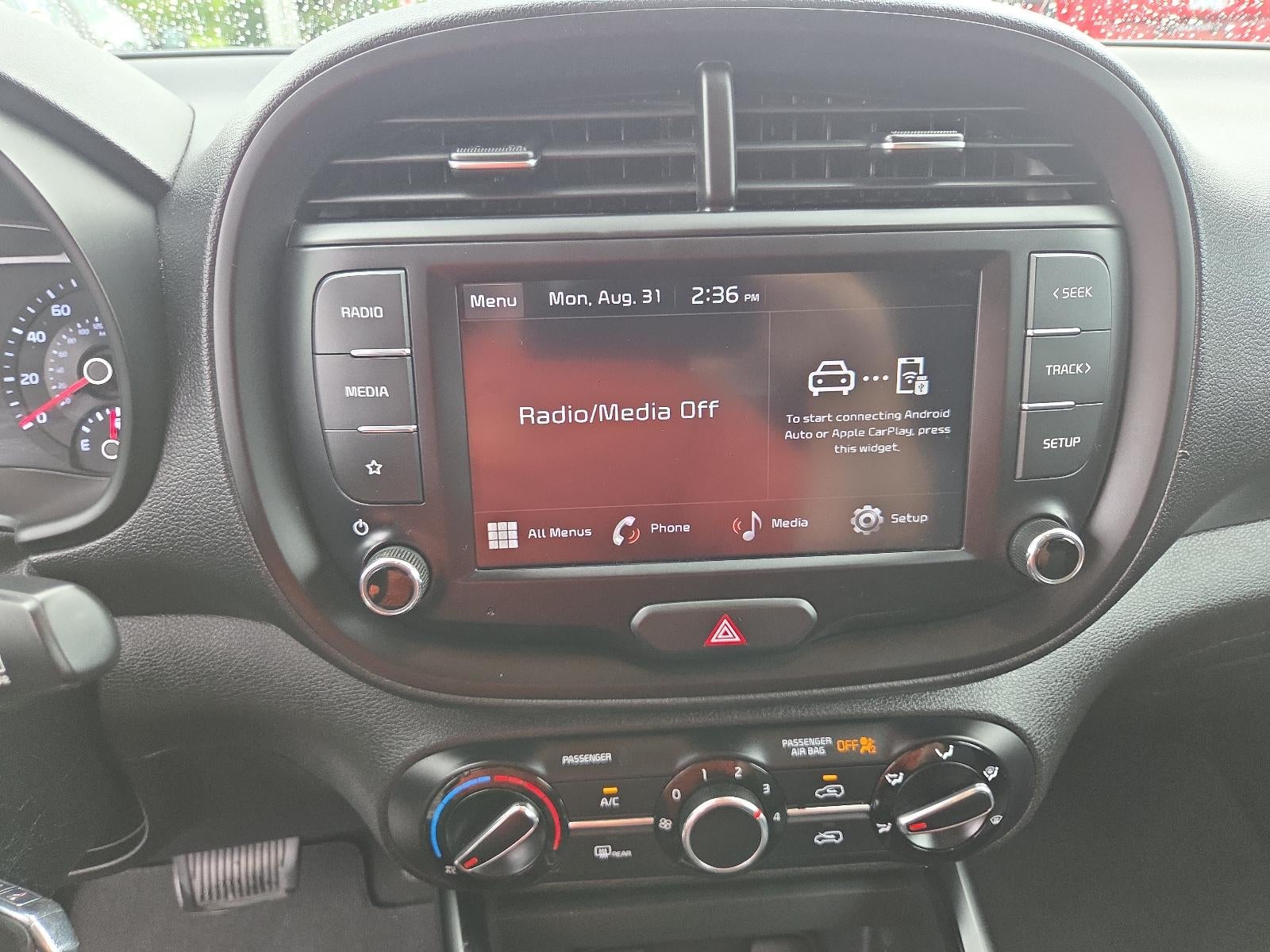 2022 Kia Soul LX IVT