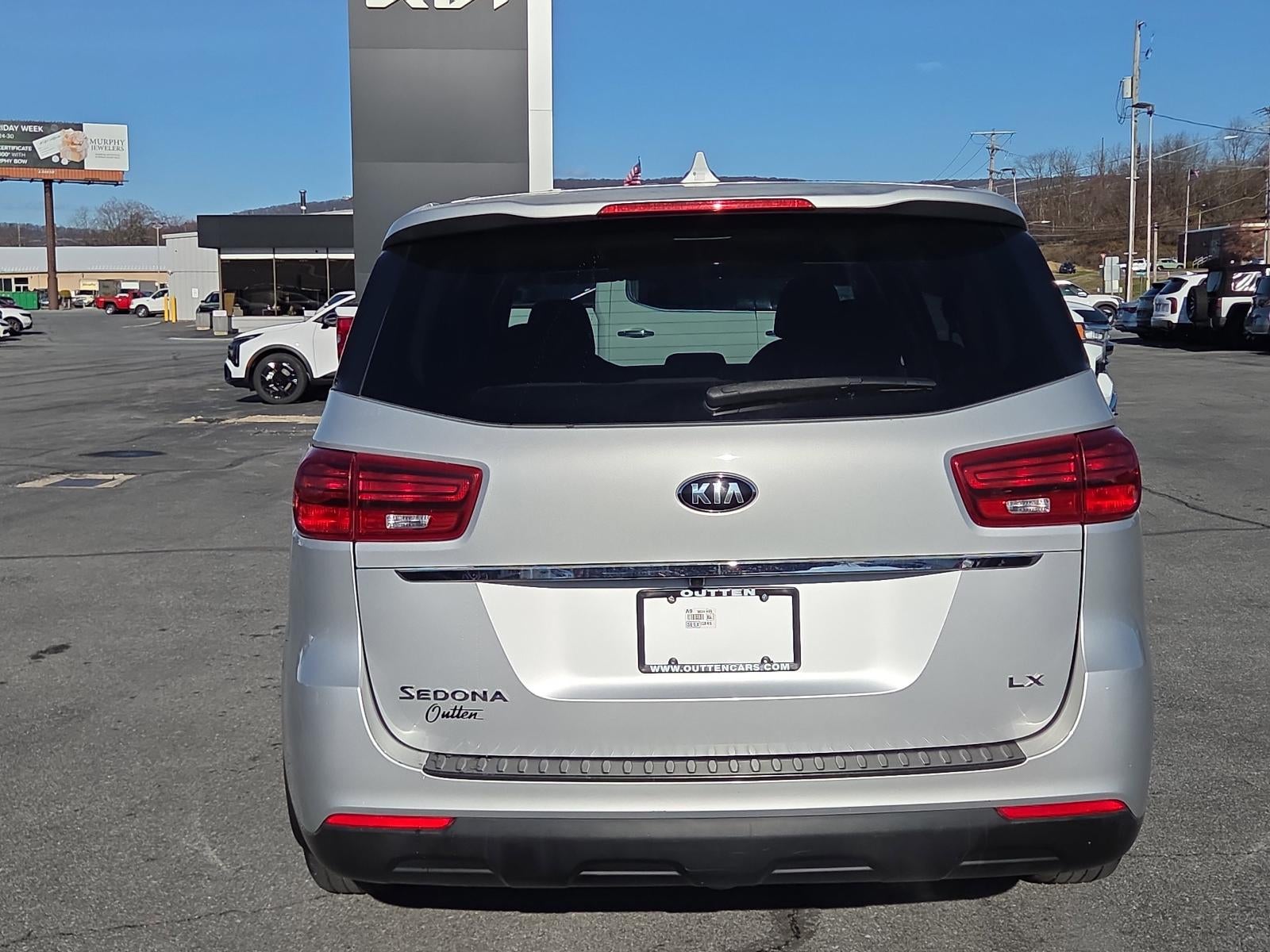 2021 Kia Sedona LX FWD