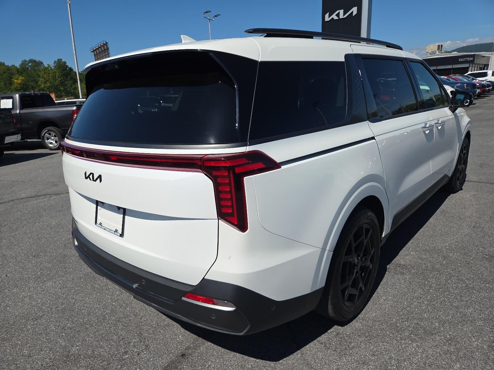 2025 Kia Carnival SX Prestige FWD
