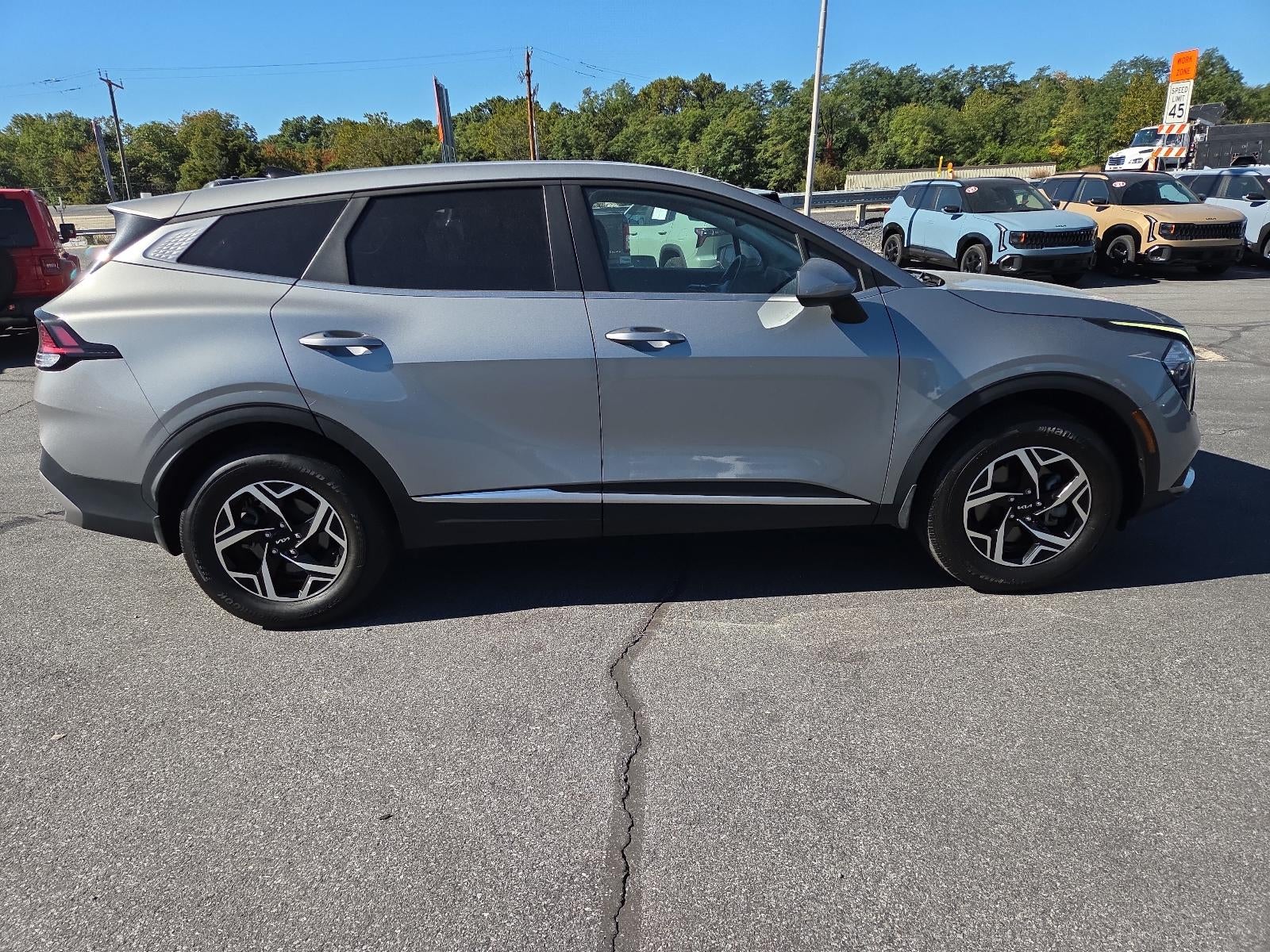 2023 Kia Sportage LX AWD