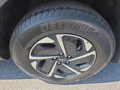 2023 Kia Sportage Hybrid LX AWD