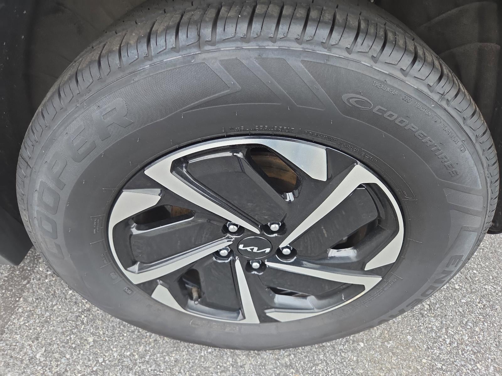 2023 Kia Sportage Hybrid LX AWD