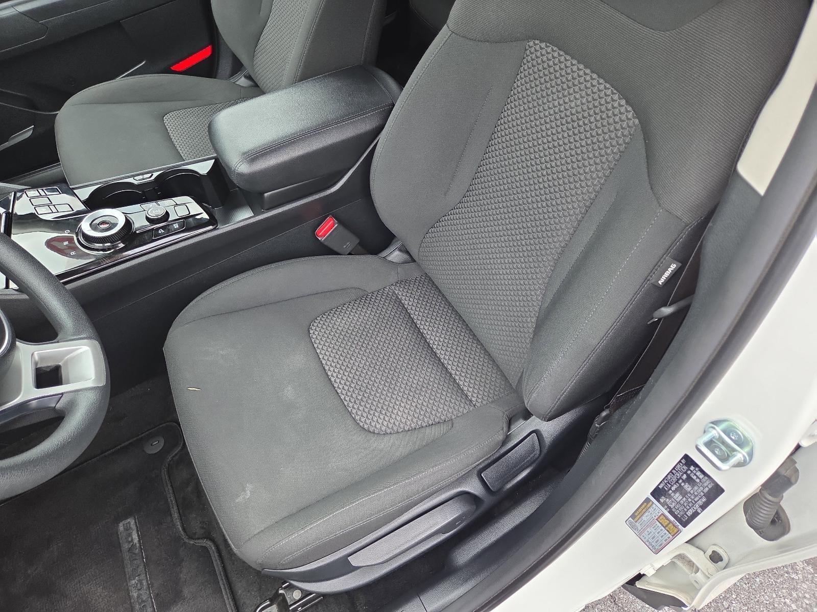 2023 Kia Sportage Hybrid LX AWD
