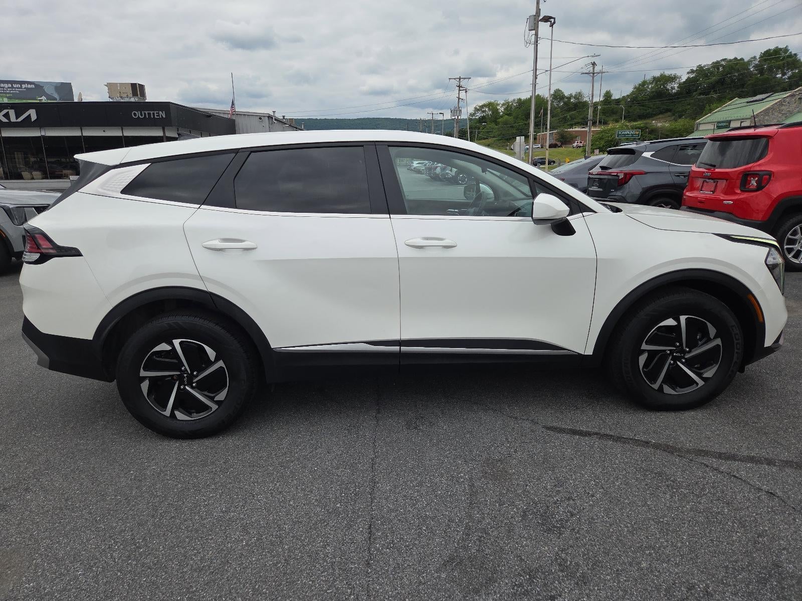 2023 Kia Sportage Hybrid LX AWD