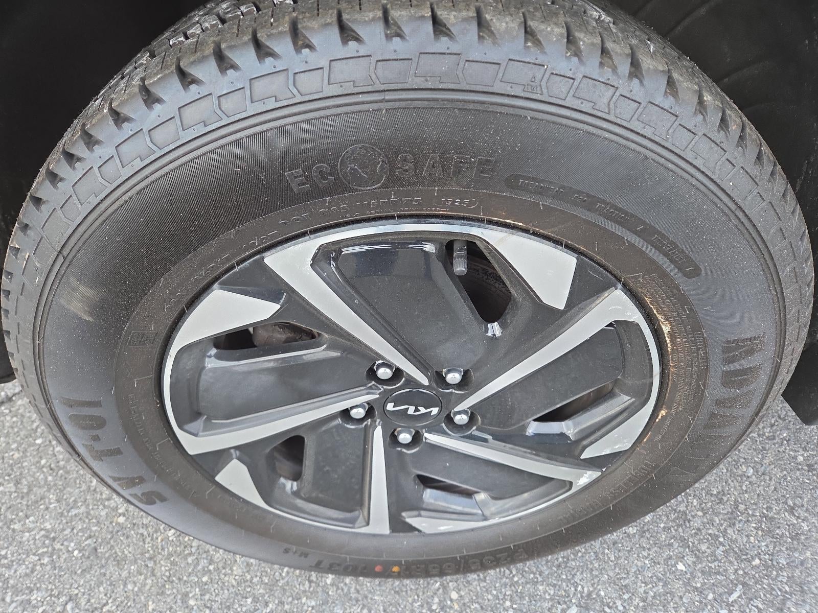 2023 Kia Sportage Hybrid LX AWD