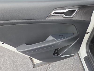 2023 Kia Sportage Hybrid LX AWD