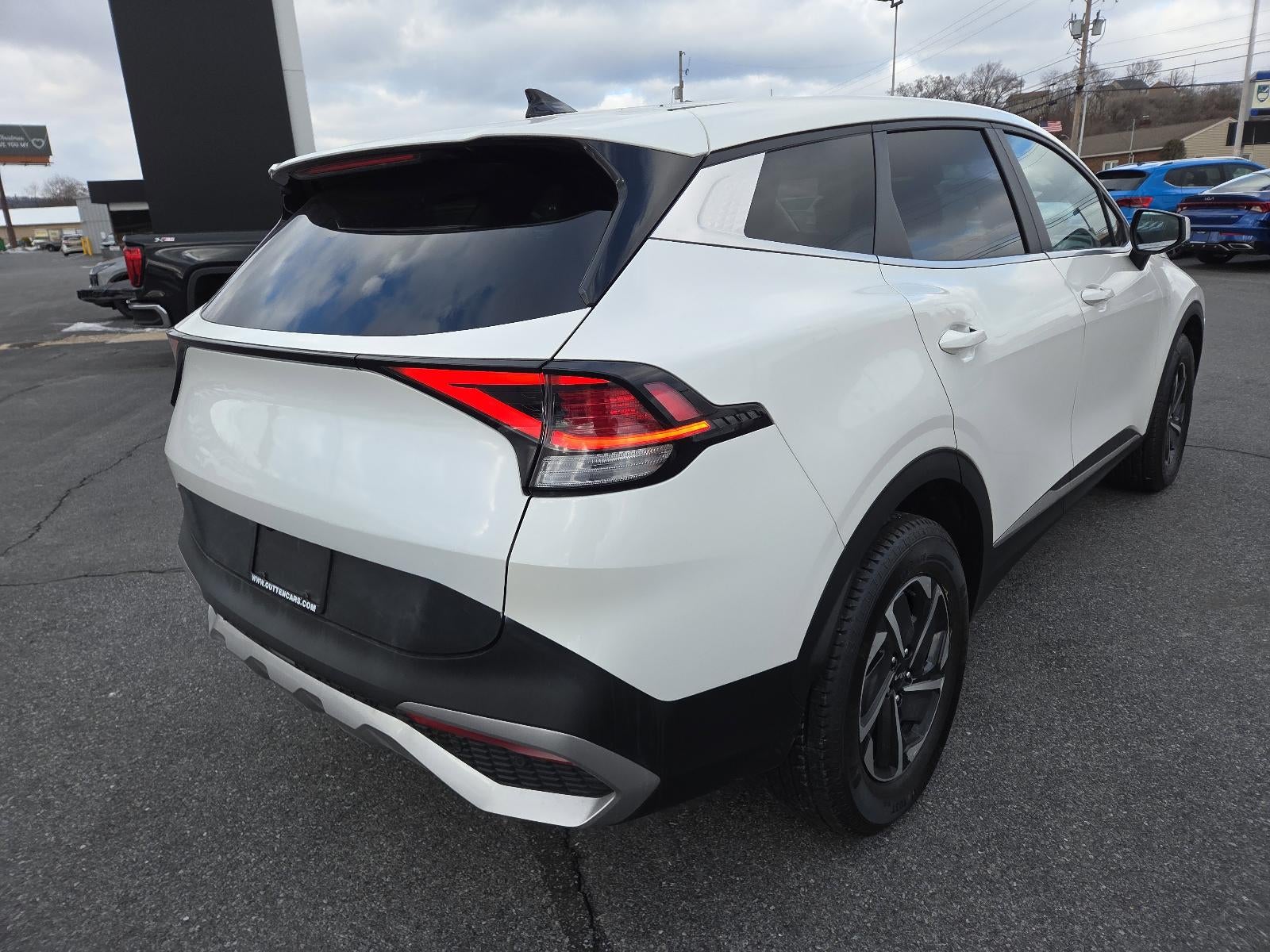 2023 Kia Sportage Hybrid LX AWD