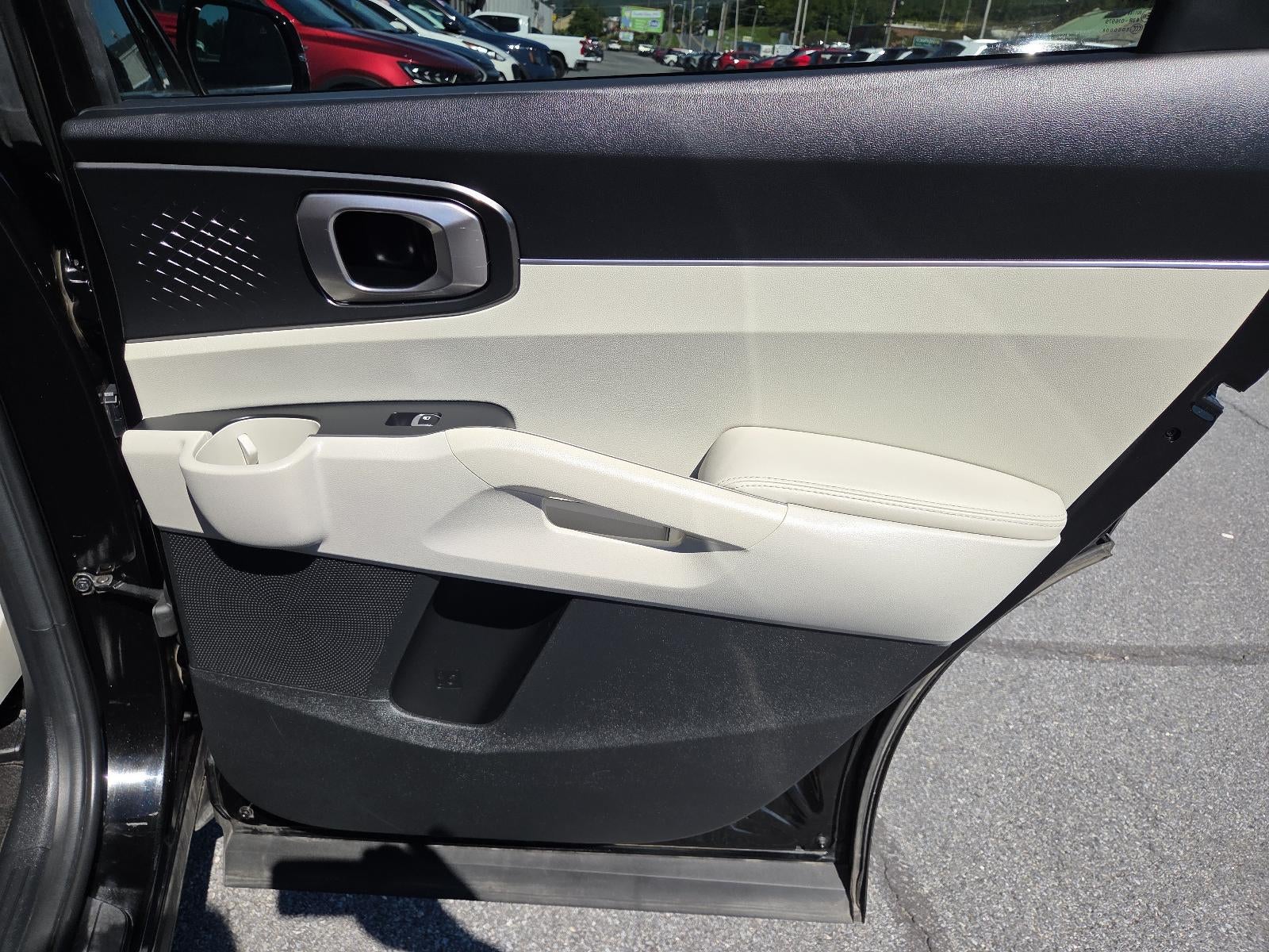 2023 Kia Sorento Hybrid EX AWD