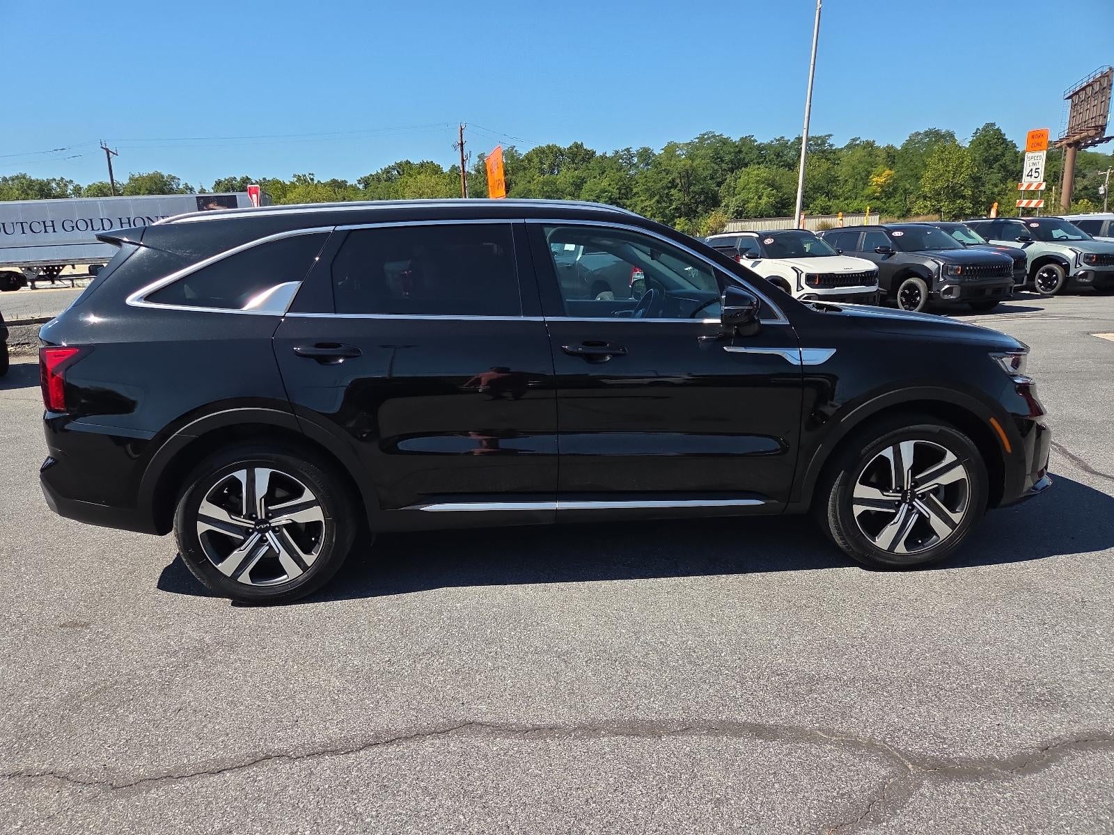 2023 Kia Sorento Hybrid EX AWD