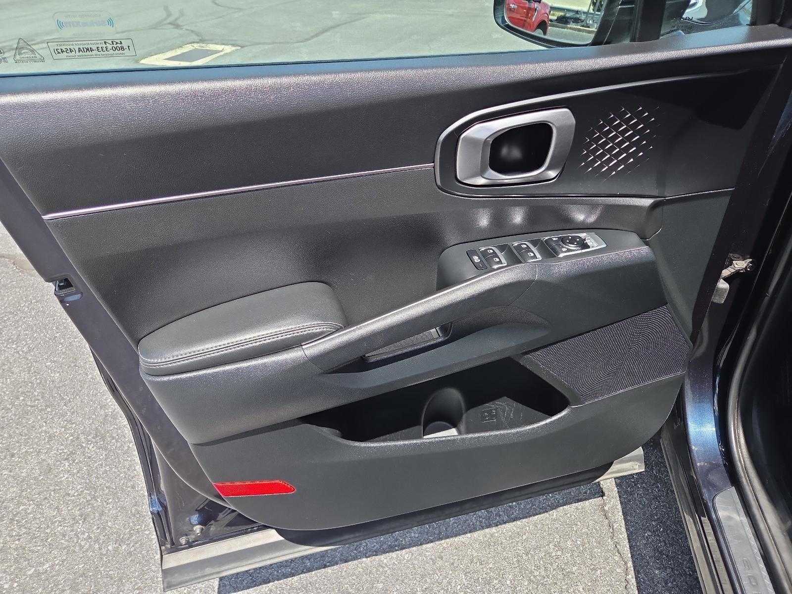 2023 Kia Sorento Hybrid EX AWD